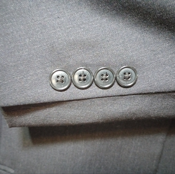 Jos A Bank Traveler Collection 2Btn/2Vent Gray Suits 44XL W38 Ins 34.5 (19) - Picture 9 of 11